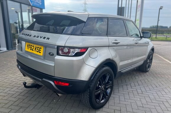 Land Rover Range Rover Evoque 2.2 SD4 PURE TECH 7