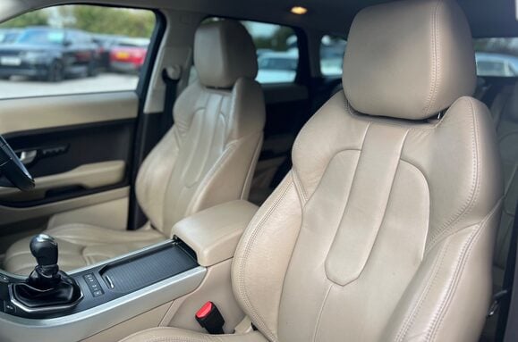 Land Rover Range Rover Evoque 2.2 SD4 PURE TECH 29