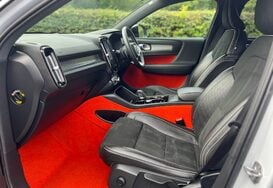 Volvo XC40 2.0 T5 R-DESIGN PRO AWD AUTO 27