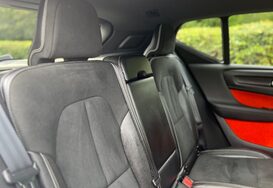 Volvo XC40 2.0 T5 R-DESIGN PRO AWD AUTO 22
