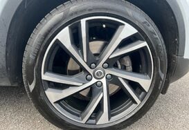 Volvo XC40 2.0 T5 R-DESIGN PRO AWD AUTO 10