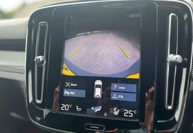 Volvo XC40 2.0 T5 R-DESIGN PRO AWD AUTO 38