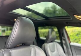 Volvo XC60 2.0 D4 R-DESIGN LUX NAV AUTO PAN ROOF 14