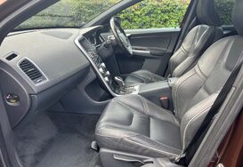 Volvo XC60 2.0 D4 R-DESIGN LUX NAV AUTO PAN ROOF 26