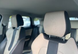 Land Rover Range Rover Evoque 2.2 SD4 DYNAMIC AUTO 28