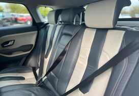 Land Rover Range Rover Evoque 2.2 SD4 DYNAMIC AUTO 34