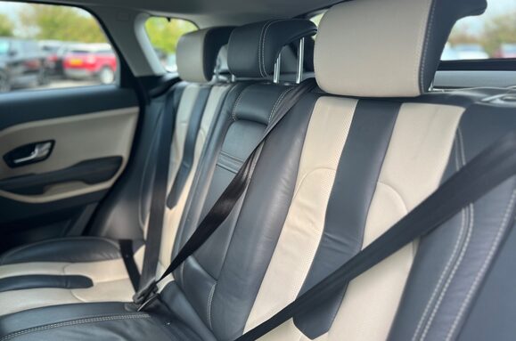 Land Rover Range Rover Evoque 2.2 SD4 DYNAMIC AUTO 34