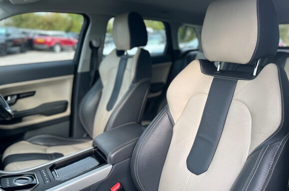 Land Rover Range Rover Evoque 2.2 SD4 DYNAMIC AUTO 29