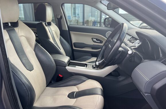 Land Rover Range Rover Evoque 2.2 SD4 DYNAMIC AUTO 17