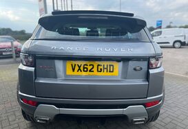 Land Rover Range Rover Evoque 2.2 SD4 DYNAMIC AUTO 8