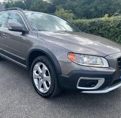 Volvo XC70 2.0 D3 SE LUX AUTO ESTATE 4
