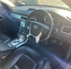 Volvo XC70 20 D3 SE LUX AUTO ESTATE 3