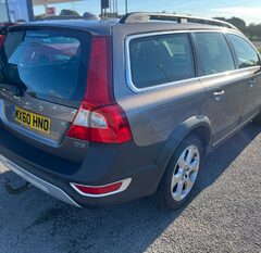 Volvo XC70 20 D3 SE LUX AUTO ESTATE 2