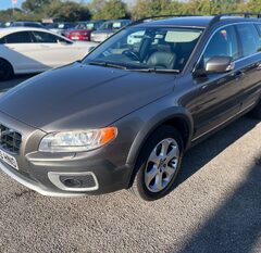 Volvo XC70 20 D3 SE LUX AUTO ESTATE 1