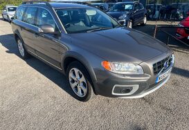 Volvo XC70 20 D3 SE LUX AUTO ESTATE 1