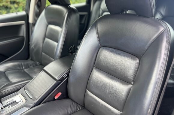 Volvo XC70 2.0 D3 SE LUX AUTO ESTATE 24