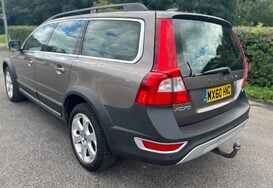 Volvo XC70 2.0 D3 SE LUX AUTO ESTATE 12
