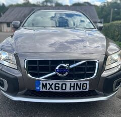 Volvo XC70 2.0 D3 SE LUX AUTO ESTATE 3