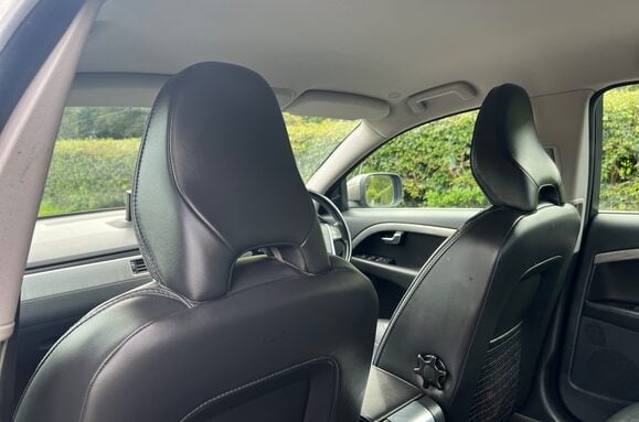 Volvo XC70 2.0 D3 SE LUX AUTO ESTATE 28