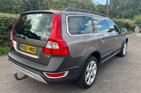 Volvo XC70 2.0 D3 SE LUX AUTO ESTATE 7