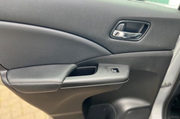 Honda CR-V 1.6 I-DTEC EX AUTO GLASS PAN SUNROOF 36