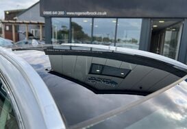Honda CR-V 1.6 I-DTEC EX AUTO GLASS PAN SUNROOF 12