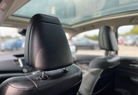 Honda CR-V 1.6 I-DTEC EX AUTO GLASS PAN SUNROOF 33