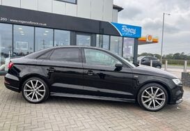 Audi A3 1.5 TFSI BLACK EDITION 6