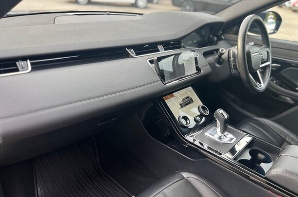 Land Rover Range Rover Evoque 1.5 P300e 12.2kWh R-Dynamic SE Auto Petrol/Hybrid 31