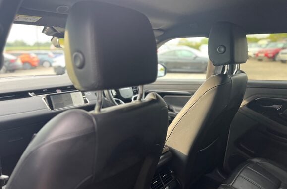 Land Rover Range Rover Evoque 1.5 P300e 12.2kWh R-Dynamic SE Auto Petrol/Hybrid 33