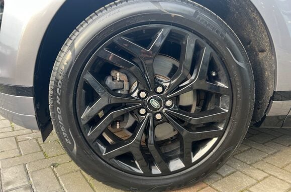 Land Rover Range Rover Evoque 1.5 P300e 12.2kWh R-Dynamic SE Auto Petrol/Hybrid 14