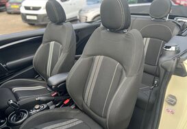 Mini Convertible COOPER S CLASSIC AUTO CONVERTIBLE 36