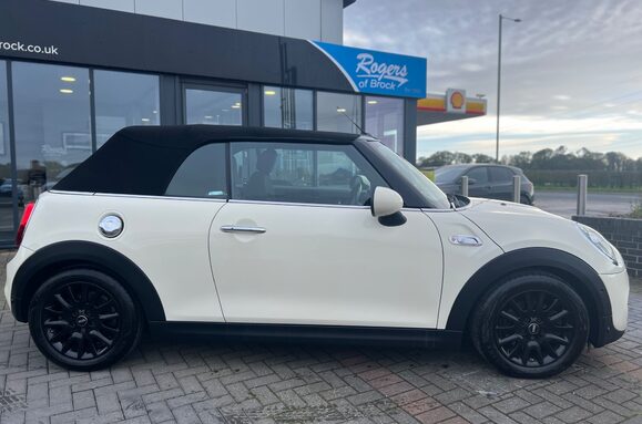 Mini Convertible COOPER S CLASSIC AUTO CONVERTIBLE 6