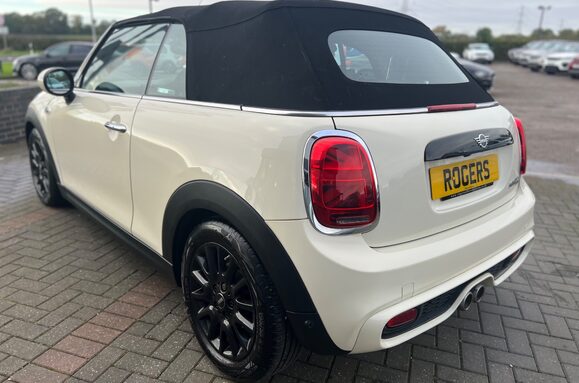 Mini Convertible COOPER S CLASSIC AUTO CONVERTIBLE 9