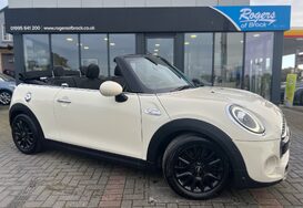 Mini Convertible COOPER S CLASSIC AUTO CONVERTIBLE 16