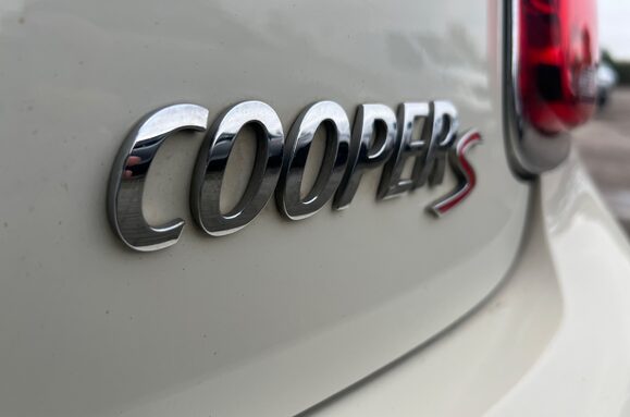 Mini Convertible COOPER S CLASSIC AUTO CONVERTIBLE 15