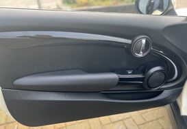 Mini Convertible COOPER S CLASSIC AUTO CONVERTIBLE 41