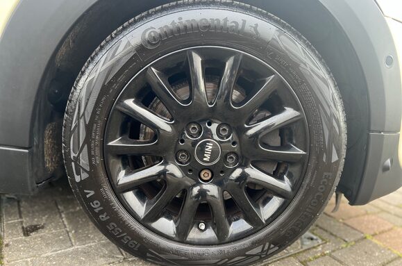 Mini Convertible COOPER S CLASSIC AUTO CONVERTIBLE 13