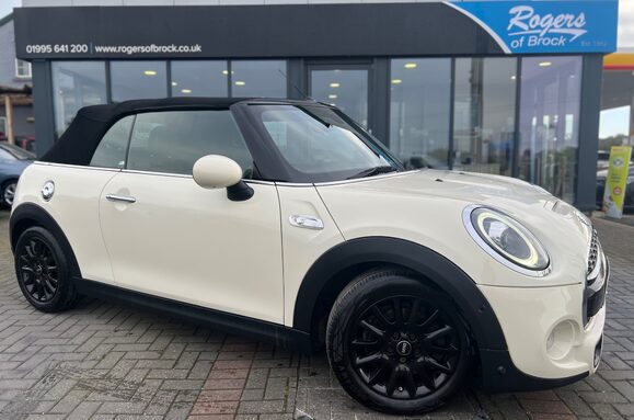 Mini Convertible COOPER S CLASSIC AUTO CONVERTIBLE 1