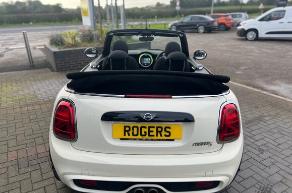 Mini Convertible COOPER S CLASSIC AUTO CONVERTIBLE 19