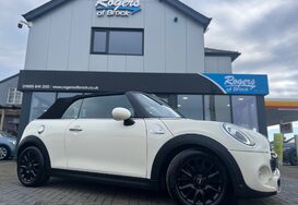 Mini Convertible COOPER S CLASSIC AUTO CONVERTIBLE 2