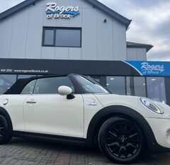 Mini Convertible COOPER S CLASSIC AUTO CONVERTIBLE 1