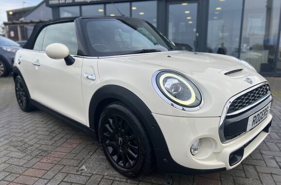 Mini Convertible COOPER S CLASSIC AUTO CONVERTIBLE 5