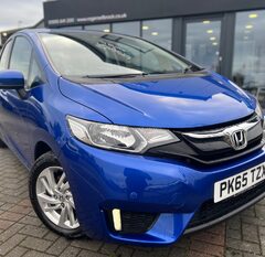 Honda Jazz 1.3 I-VTEC SE 5 DOOR £35 ROAD TAX 3