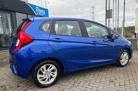 Honda Jazz 1.3 I-VTEC SE 5 DOOR £35 ROAD TAX 8