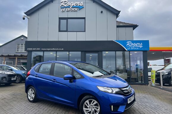 Honda Jazz 1.3 I-VTEC SE 5 DOOR £35 ROAD TAX 2