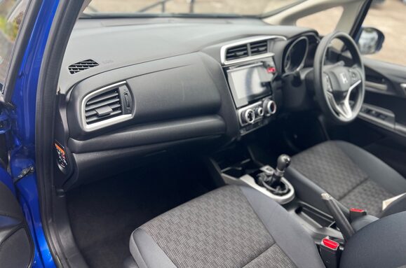 Honda Jazz 1.3 I-VTEC SE 5 DOOR £35 ROAD TAX 30