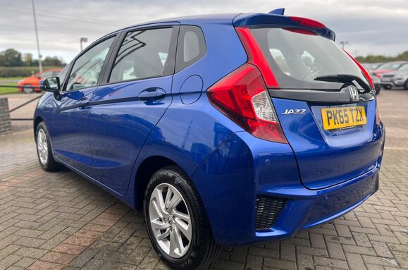 Honda Jazz 1.3 I-VTEC SE 5 DOOR £35 ROAD TAX 11
