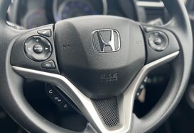 Honda Jazz 1.3 I-VTEC SE 5 DOOR £35 ROAD TAX 38