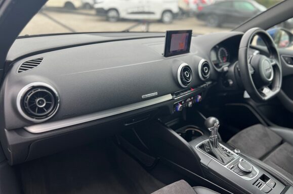 Audi A3 SPORTBACK 2.0 TDI QUATTRO S LINE AUTO 29